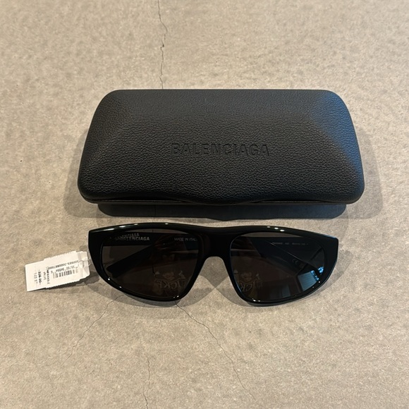NWT BALENCIAGA BB0098S BLACK FLAT TOP SUNGLASSES - Picture 4 of 9
